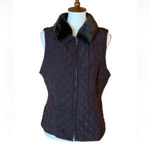 I.N. Studio brown quilted vest with removable faux fur collar Size Large